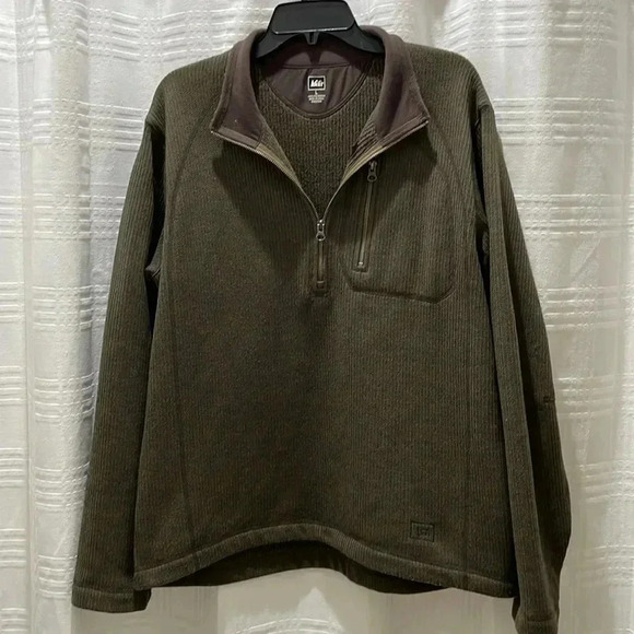 REI 1/4 zip fleece - Picture 1 of 6